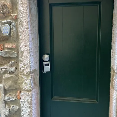 Carattino Βερνάτσα