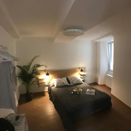 Carattino Feriehus Vernazza